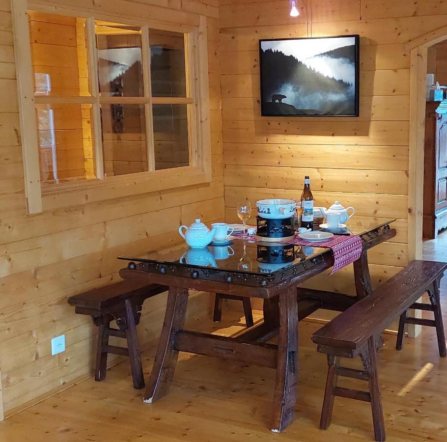 Chambre D'Hotes L'Ours Bleu เลส์ ดิอาเบลอเรต์ ภายนอก รูปภาพ