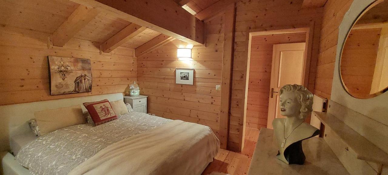 Chambre D'Hotes L'Ours Bleu เลส์ ดิอาเบลอเรต์ ภายนอก รูปภาพ