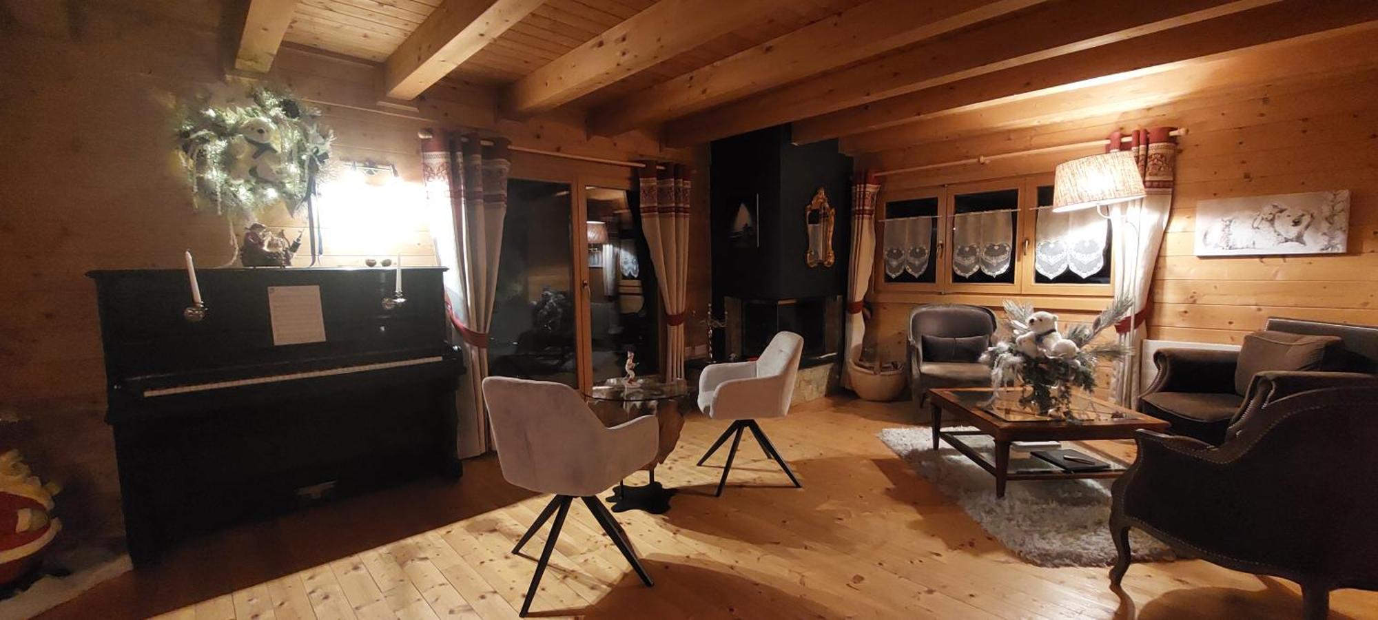 Chambre D'Hotes L'Ours Bleu เลส์ ดิอาเบลอเรต์ ภายนอก รูปภาพ